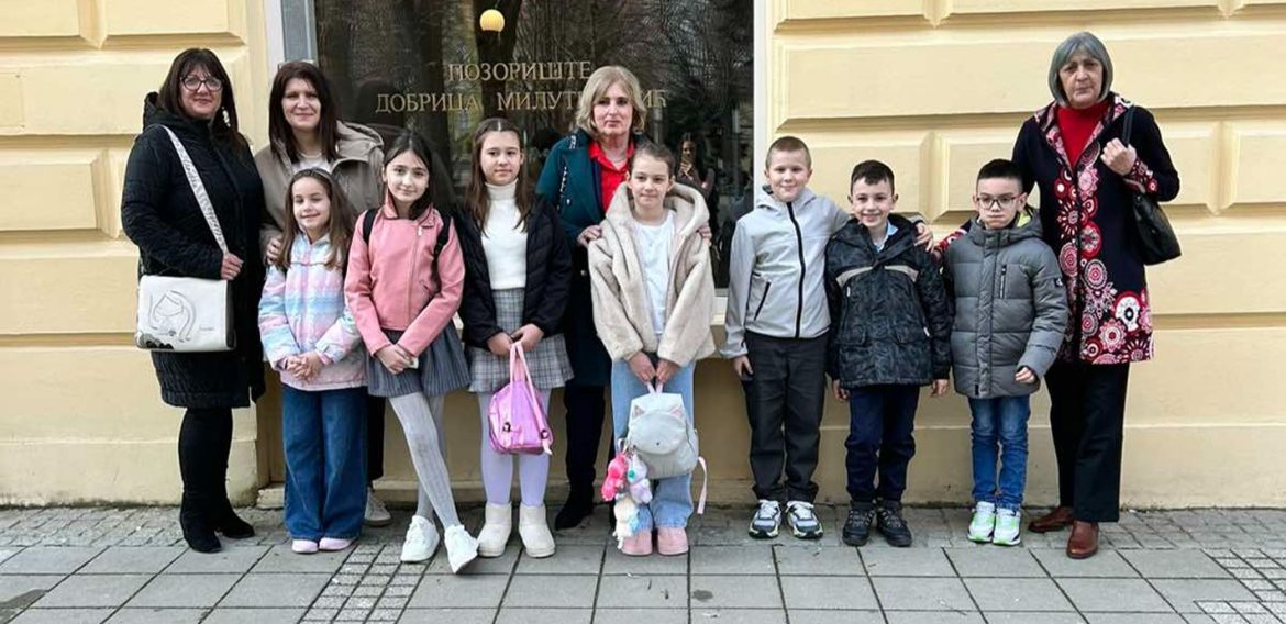 Тројица ученика пласирана на Окружну смотру!